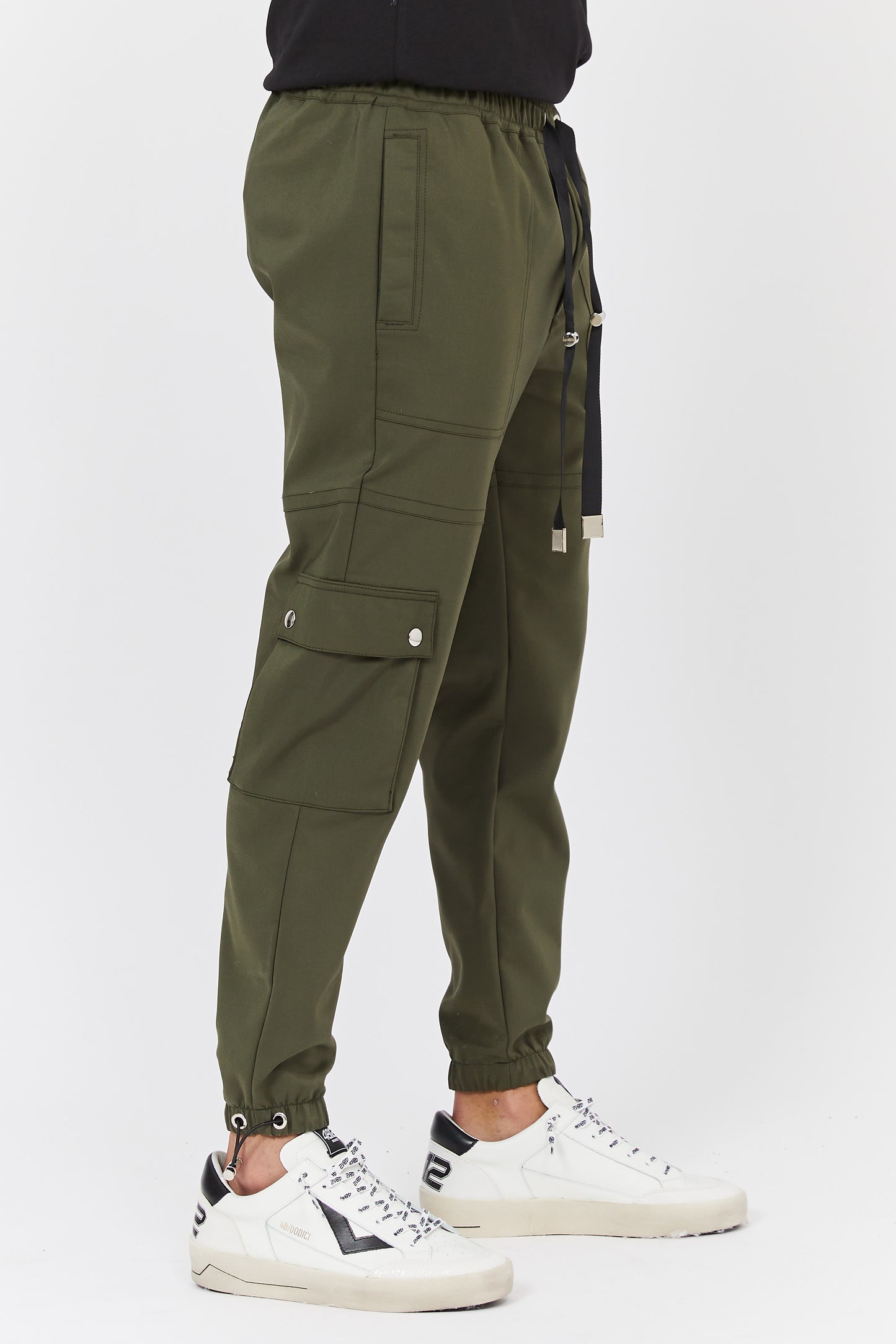 dark green